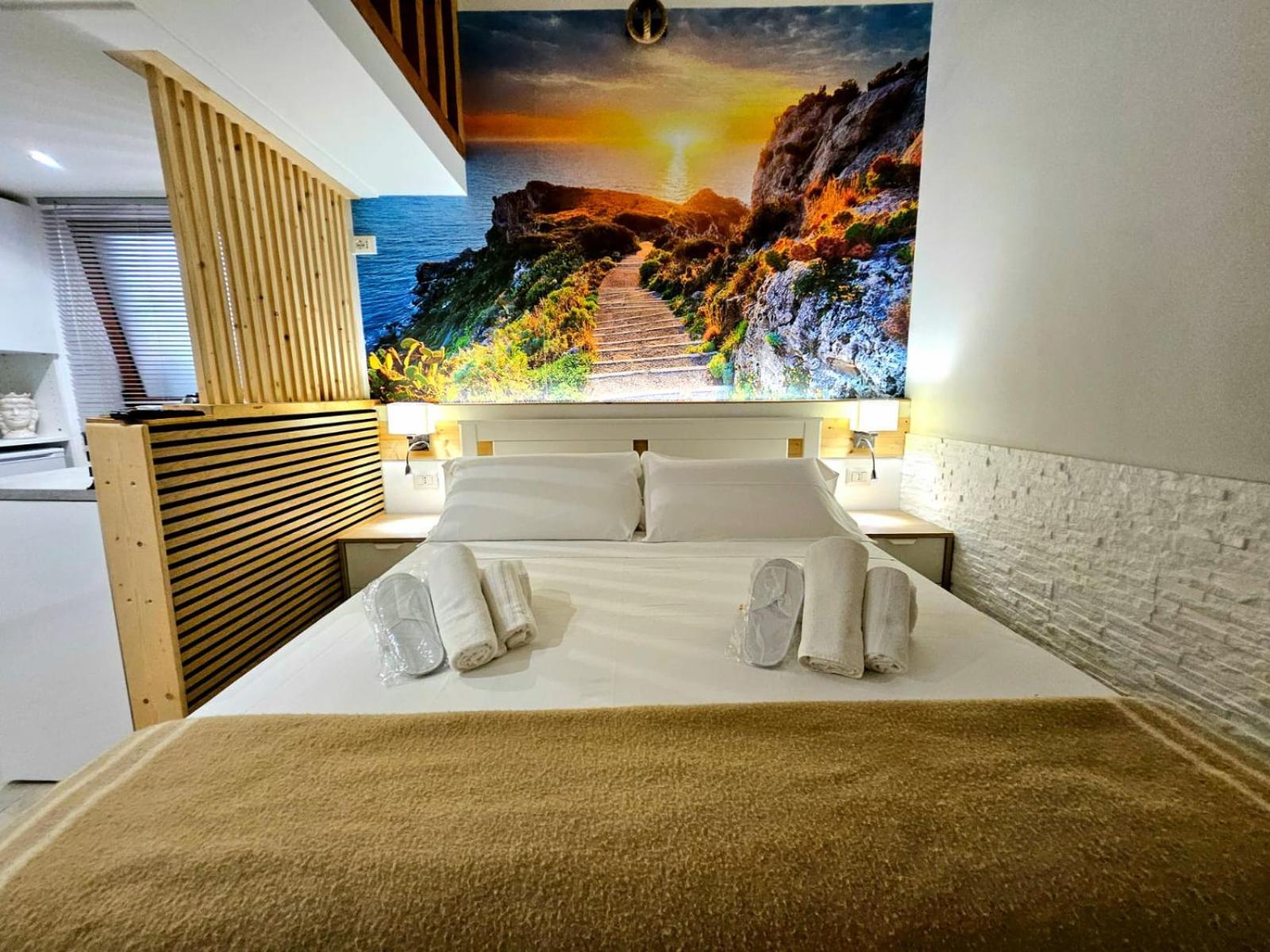 Guru House B&B Apartments Милаццо Экстерьер фото